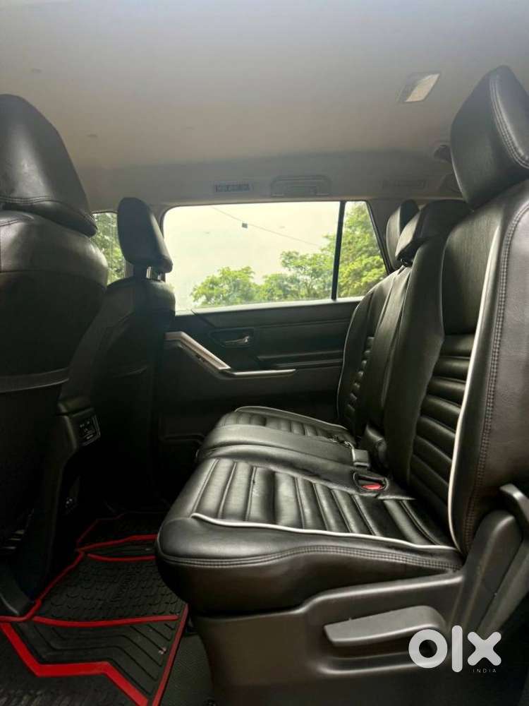 Toyota Innova Hycross 2.0 Gx 8 Str, 2023, Petrol