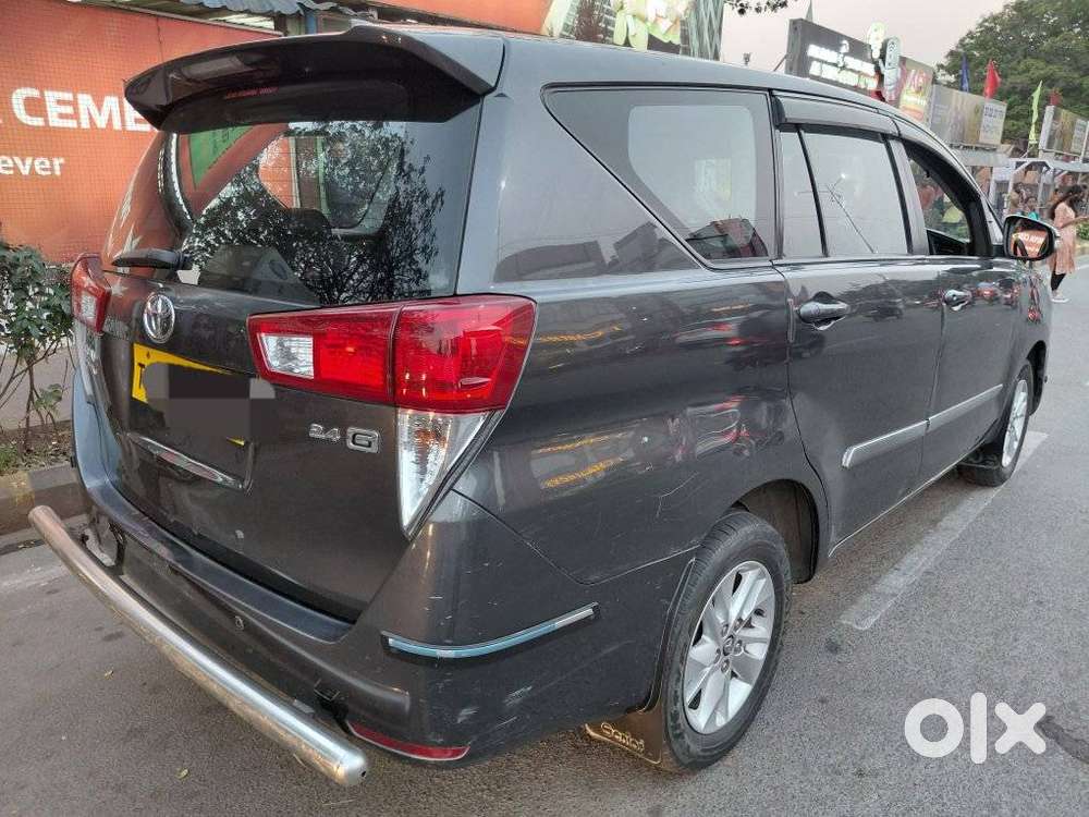 Toyota Innova Crysta 2.4 G Mt 8s, 2016, Diesel