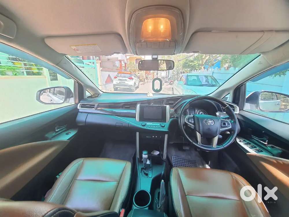 Toyota Innova Crysta 2017 Diesel Automatic. 2.8z Automatic