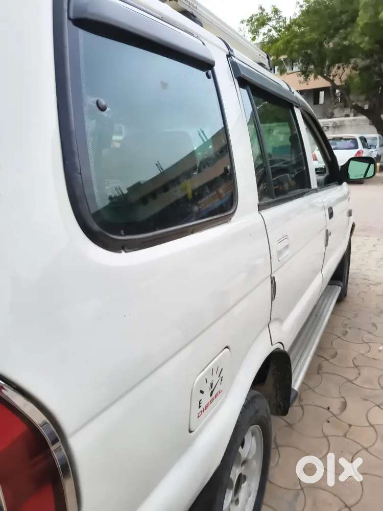 Chevrolet Tavera Neo 2013 Diesel 265000 Km Driven