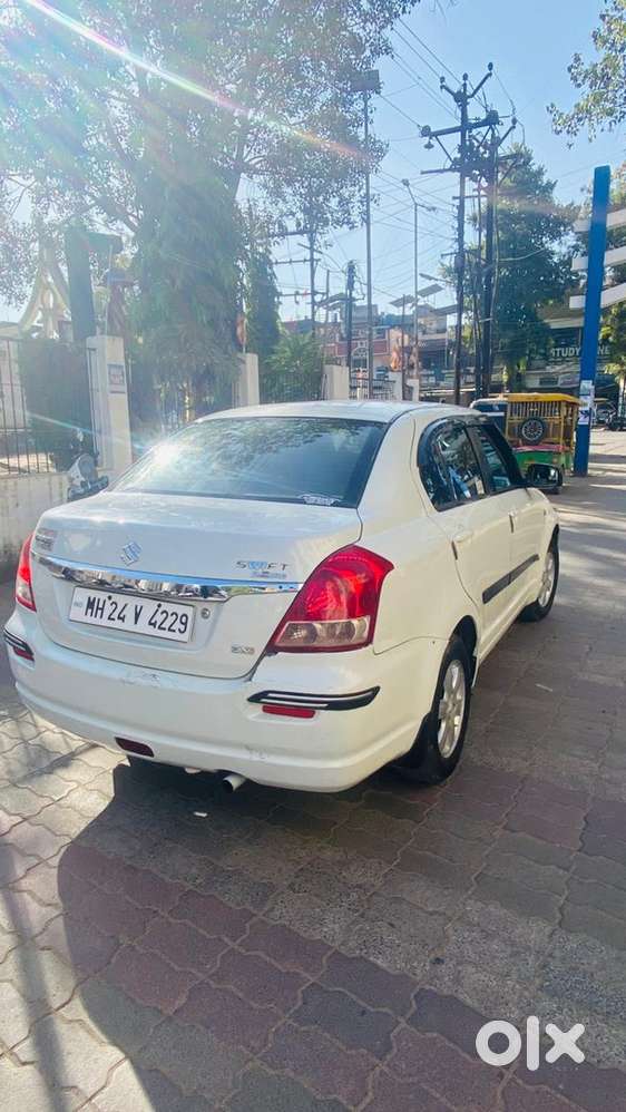 Maruti Swift Dzire Zxi 2011 October Mahina