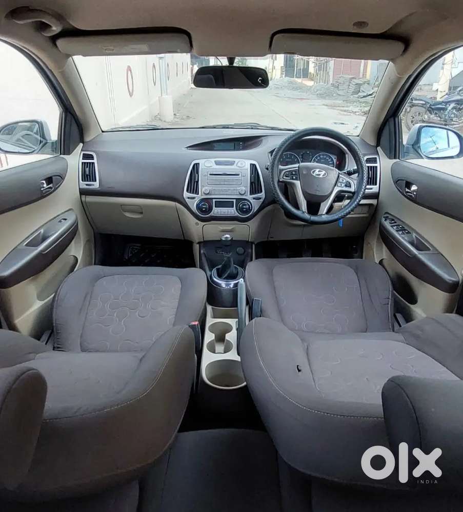 Hyundai I20 Asta 2011