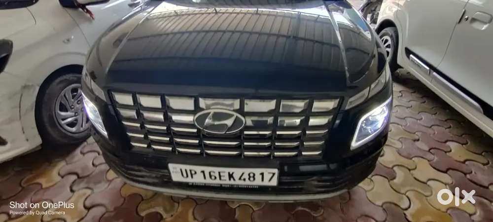 Hyundai Venue Petrol Manual 2024