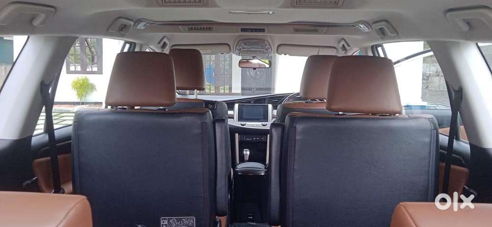 Toyota Innova Crysta 2.8z Automatic, 2017, Diesel