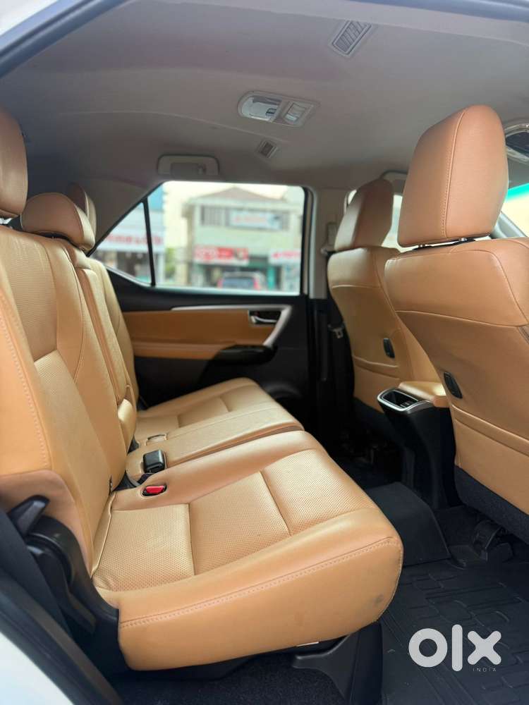 Toyota Fortuner 4x2 At 2.8 Diesel, 2022, Diesel