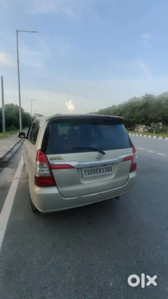 Toyota Innova 2.5 G1 2014