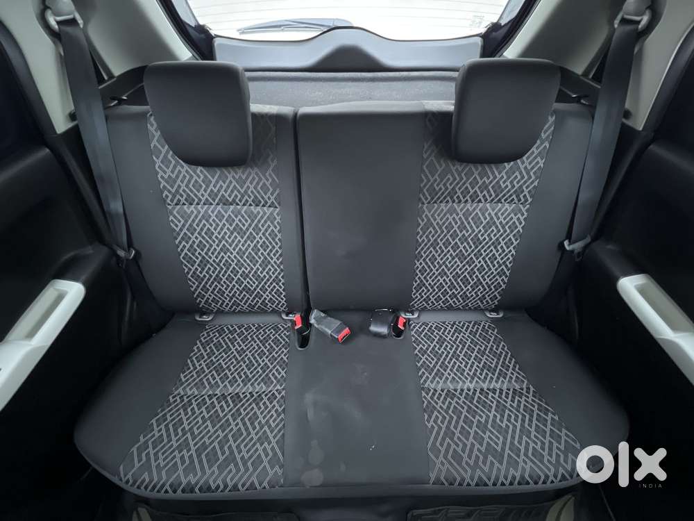 Maruti Suzuki Ignis 1.2 Alpha Amt, 2024, Petrol
