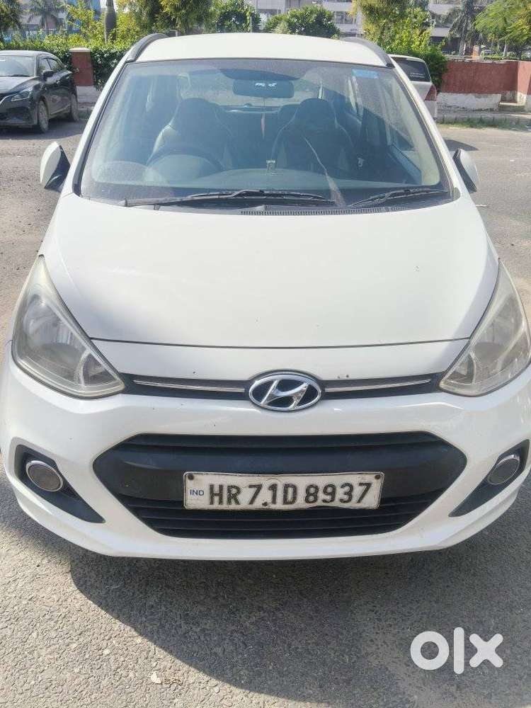 Hyundai Grand I10 Sportz Edition, 2015, Petrol