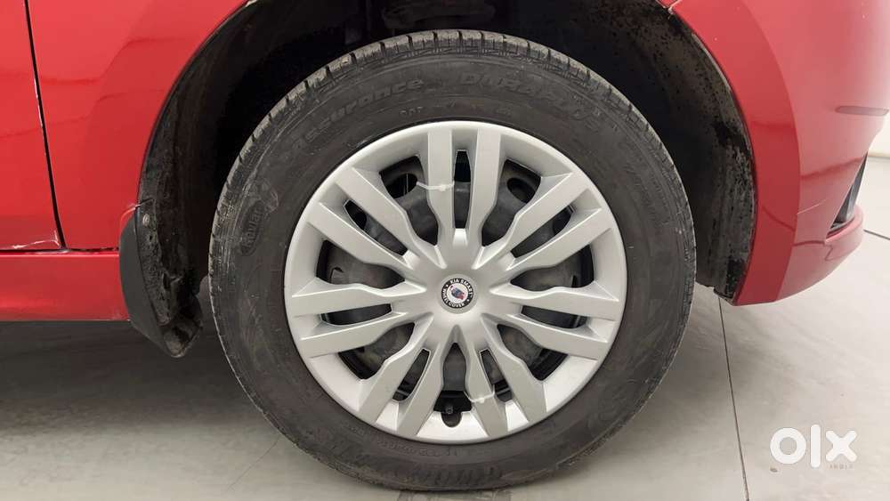 Tata Tiago 1.2 Revotron Xt, 2018, Petrol