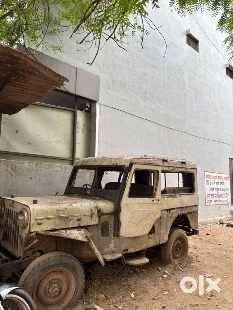 Mahindra Jeep Classic 1988 Year