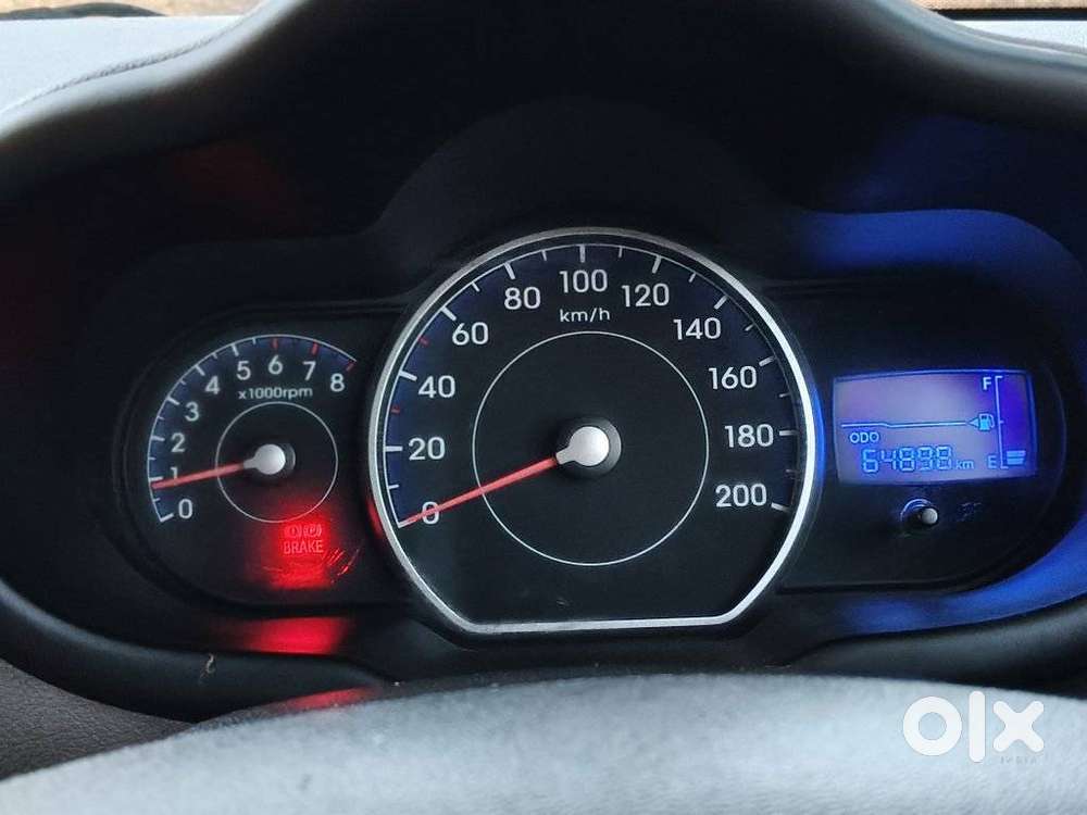 Hyundai I10 Sportz, 2014, Petrol