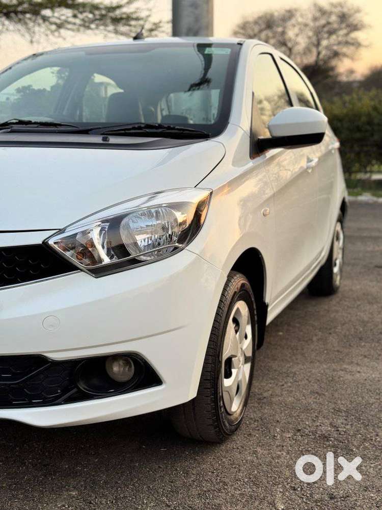 Tata Tiago 1.2 Revotron Xt (o), 2018, Petrol