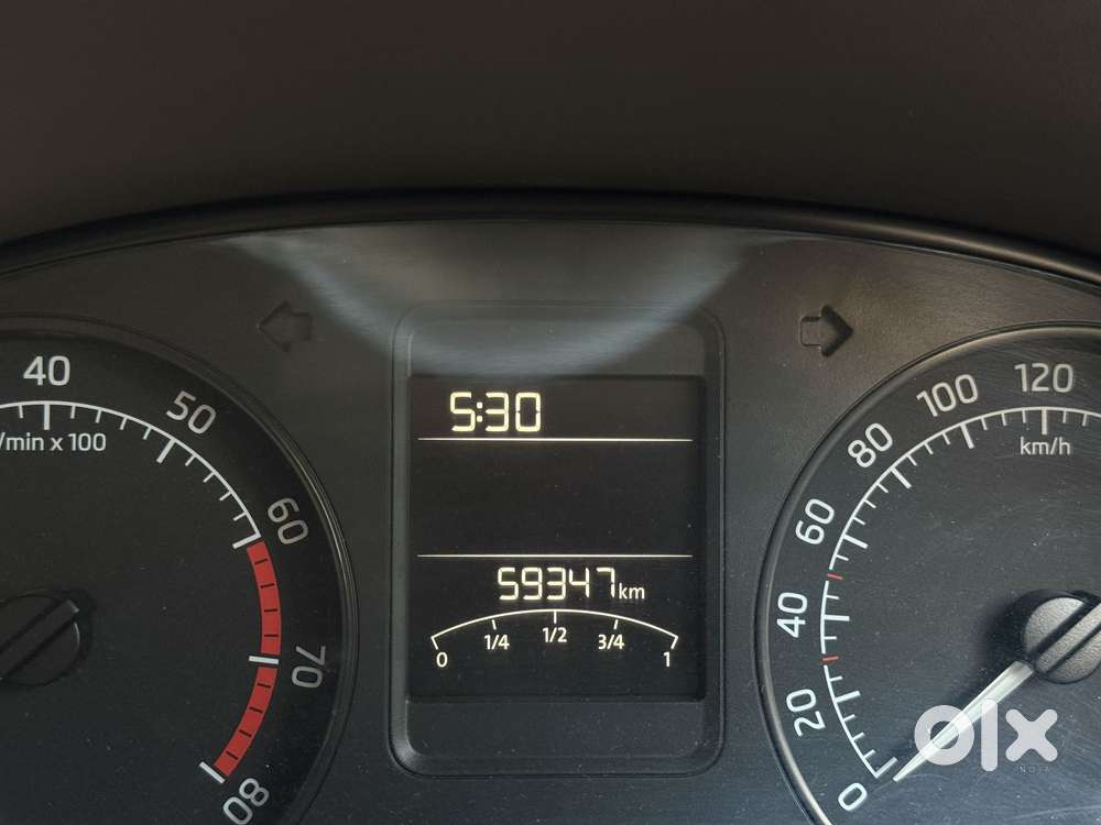 Skoda Rapid 1.6 Mpi Ambition, 2016, Petrol