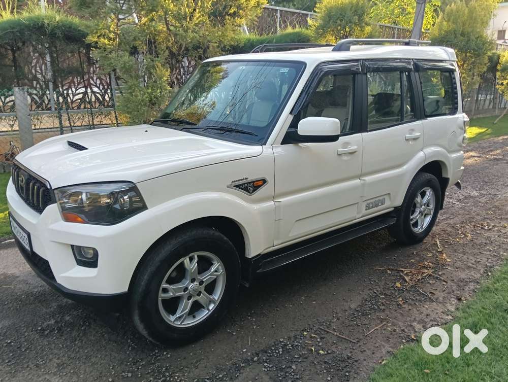 Mahindra Scorpio S10, 2017, Diesel