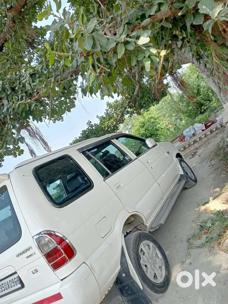 Chevrolet Tavera 2015