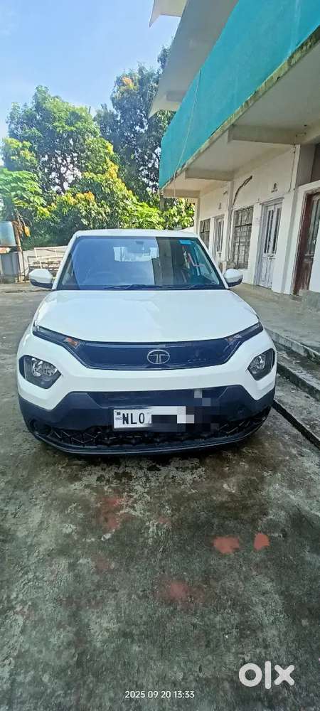 Tata Punch, Adventure+ (plus)