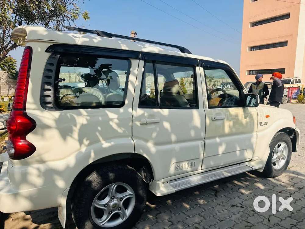 Mahindra Scorpio Diesel 2011