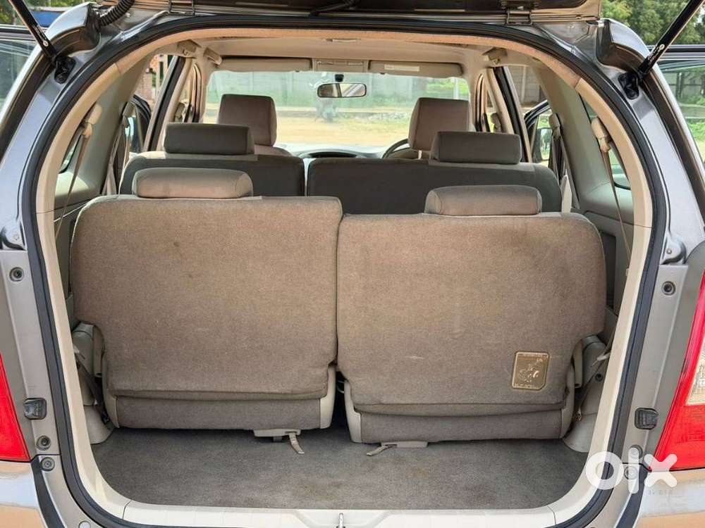 Toyota Innova 2.5 Vx 8 Str Bs-iii, 2013, Diesel