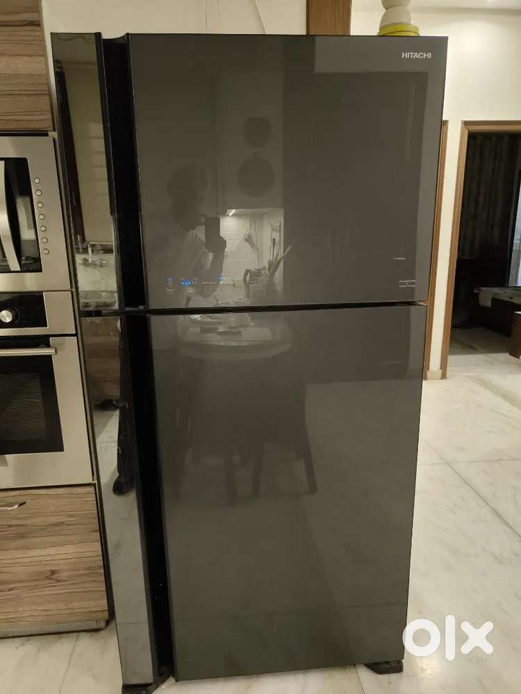 Hitachi 560 ltr double door fridge in excellent condition