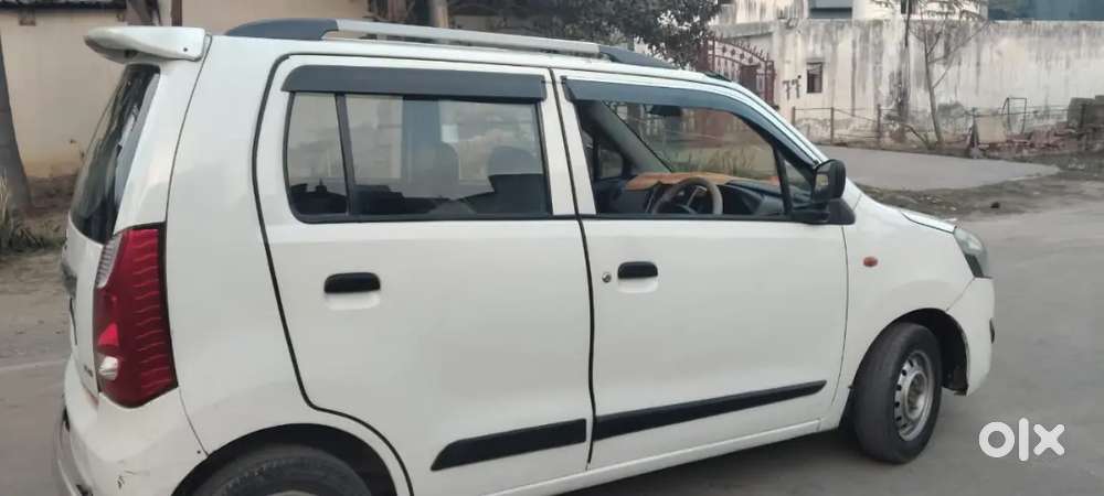 Original Gadi Cng Pass Hai Company Fitting Cng Hai Up 16 Noida Ka Numb