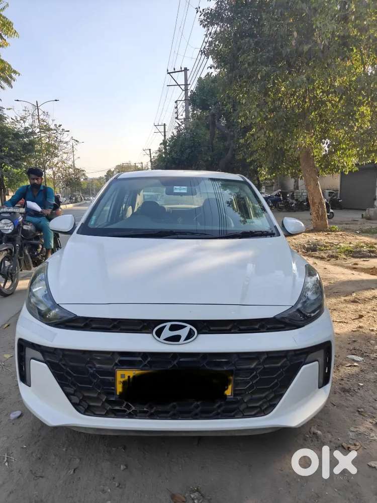 Hyundai Aura 2025 Cng & Hybrids Well Maintained