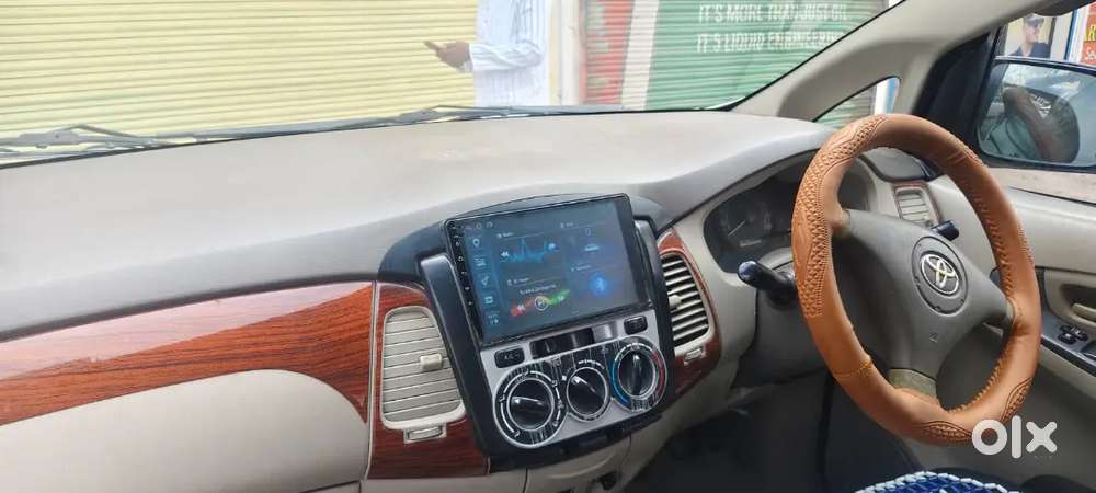 Toyota Innova 2011 Diesel Well Maintained