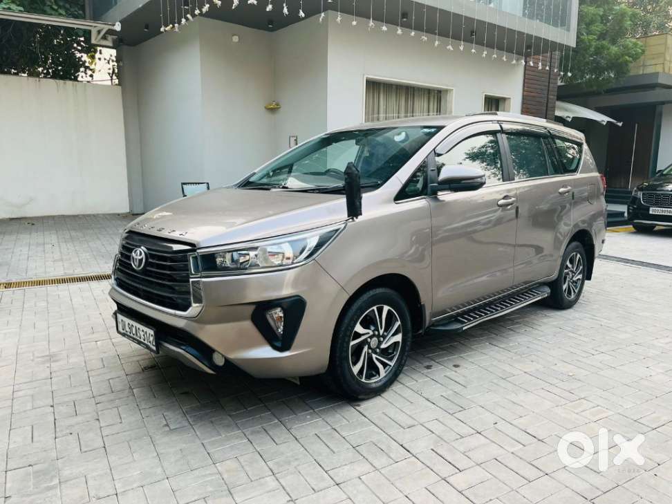 Toyota Innova Crysta [2020-ongoing] 2.4 Gx 7 Str, 2019, Petrol