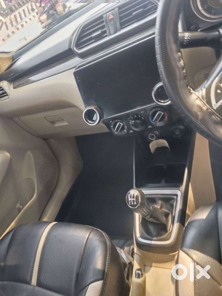 Maruti Suzuki Swift Dzire 1.3 Vxi, 2024, Cng & Hybrids