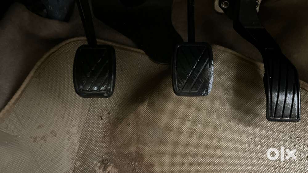 Maruti Suzuki Swift Dzire 1.2 Lxi (o), 2015, Petrol