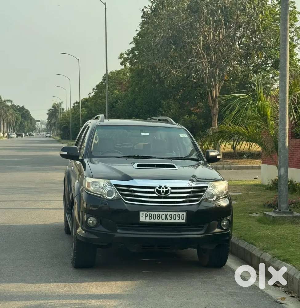 Toyota Fortuner 2013 Diesel Well Maintained