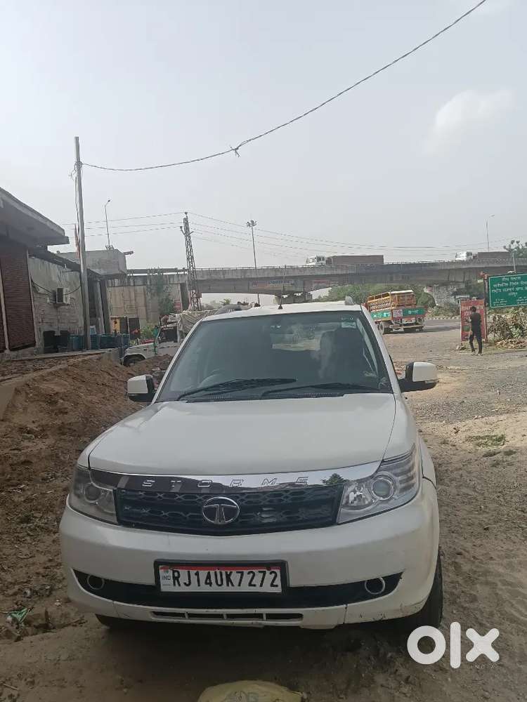 Tata Safari Storme 2018 Diesel 180000 Km Driven