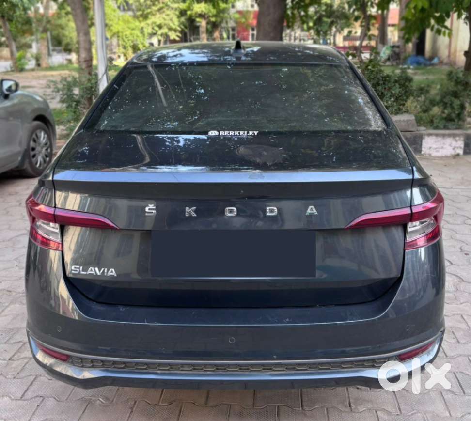 Skoda Slavia 1.0 Ambition Tsi, 2023, Petrol