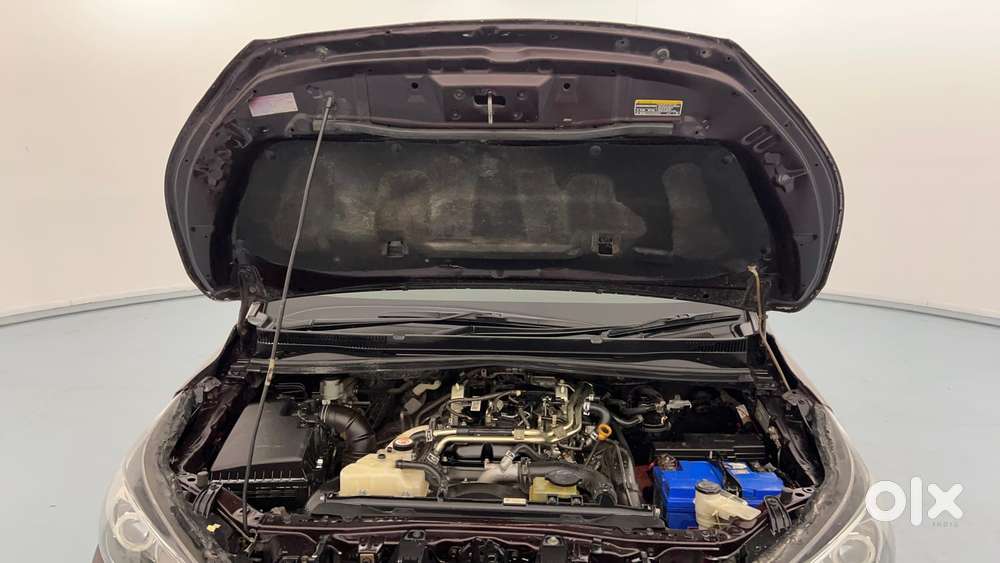 Toyota Innova Crysta 2.4 G Plus Mt 8 Str, 2019, Diesel