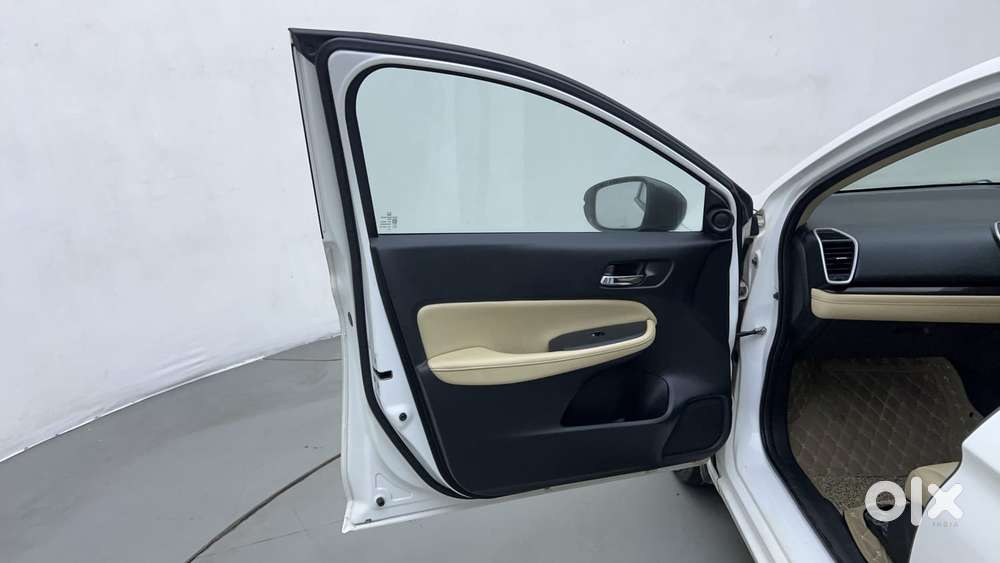 Honda City Zx Petrol Cvt, 2023, Petrol