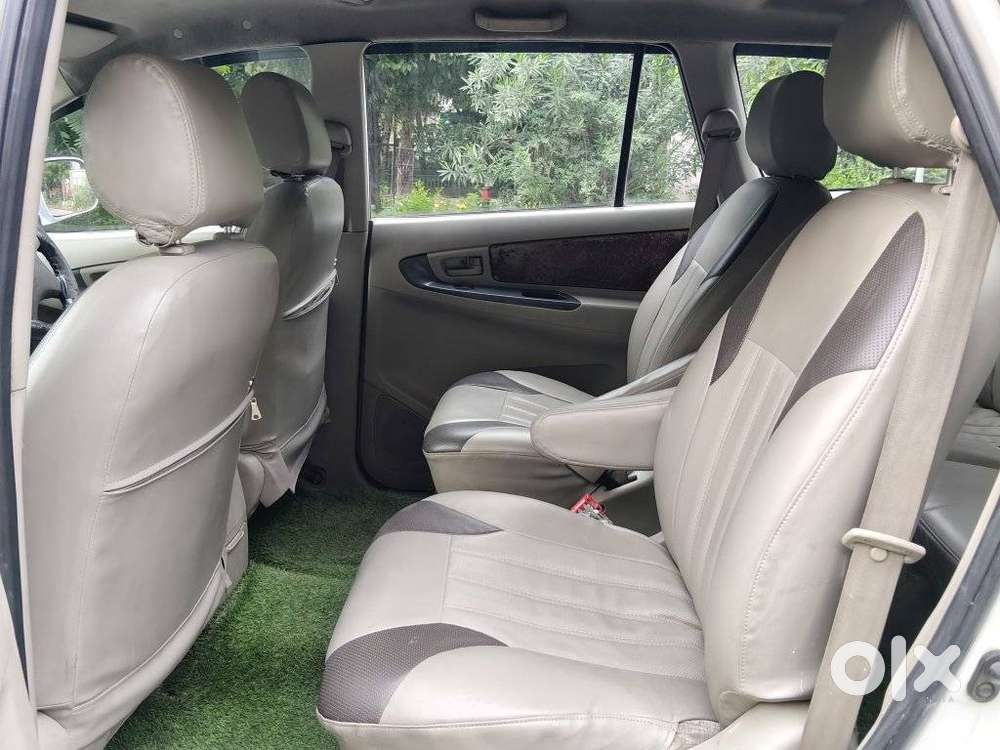 Toyota Innova 2.5 G (diesel) 7 Seater, 2014, Diesel