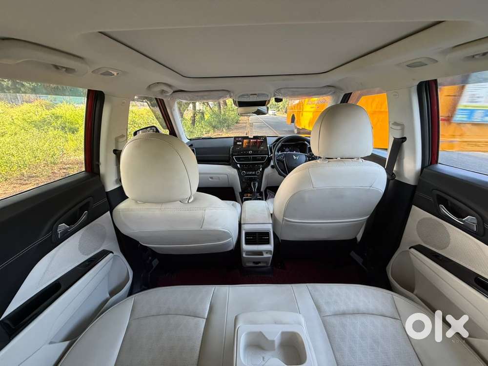 Mahindra Xuv300 Petrol 2025