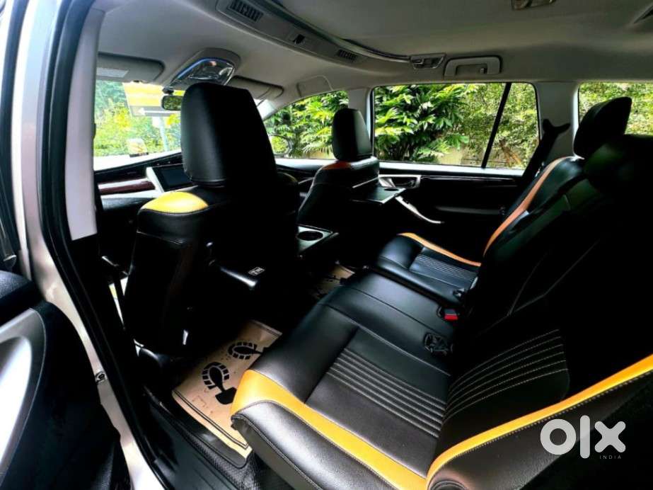 Toyota Innova Crysta 2.4 V, 2017, Diesel