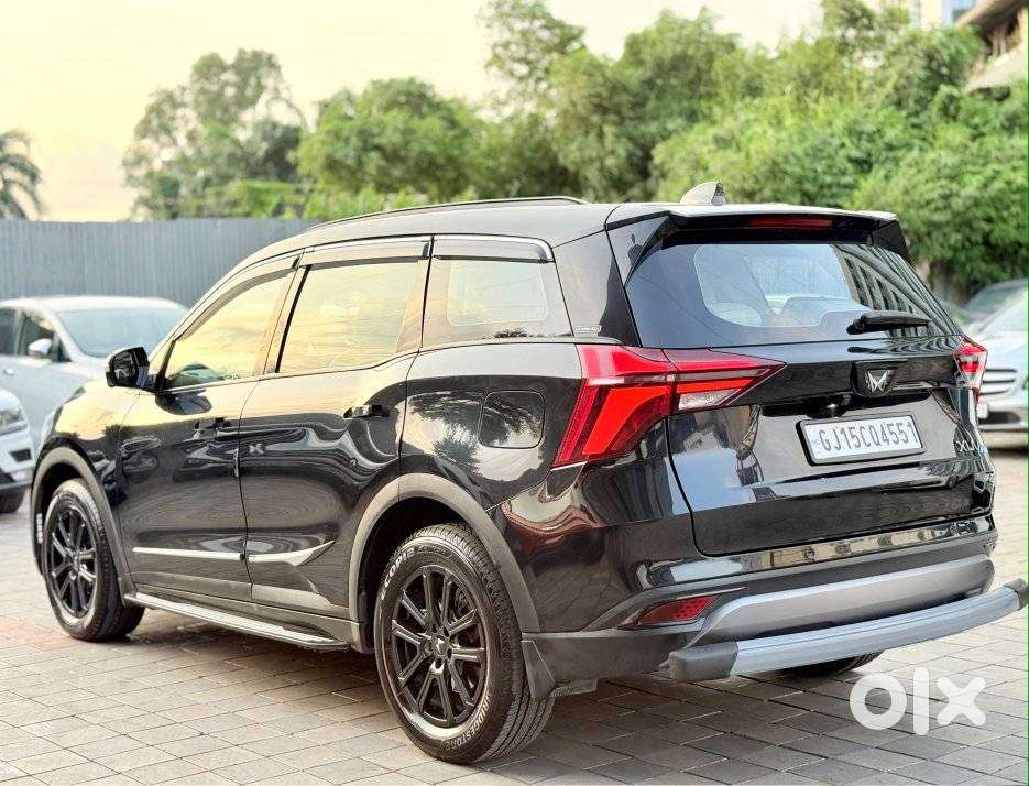 Mahindra Xuv700 2.2 Ax 7 Diesel At Luxury Pack Str, 2025, Diesel