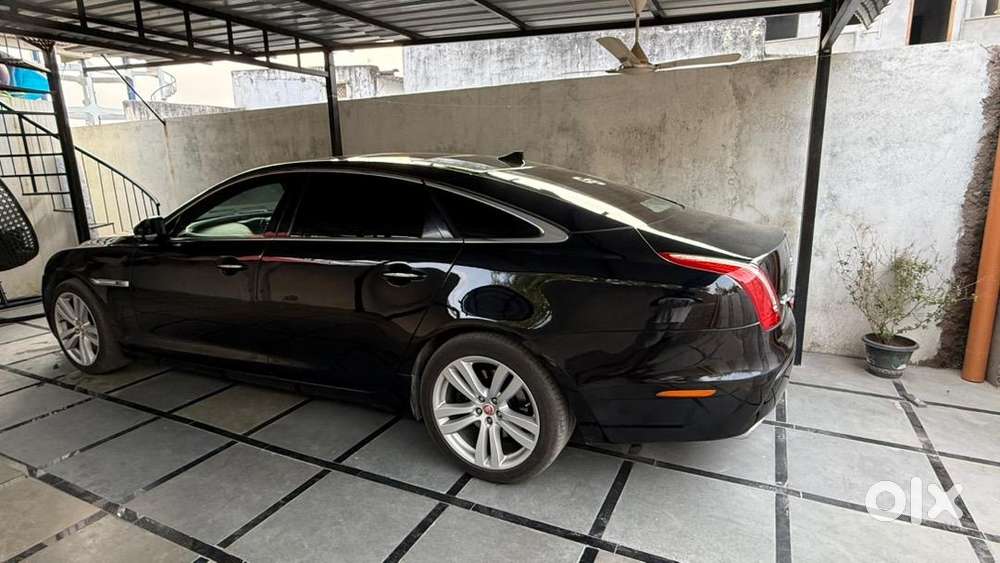 Jaguar Xj 2015 Diesel Good Condition. Dl Registration
