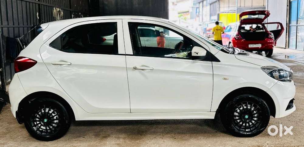 Tata Tiago 1.05 Revotorq Xe, 2018, Petrol