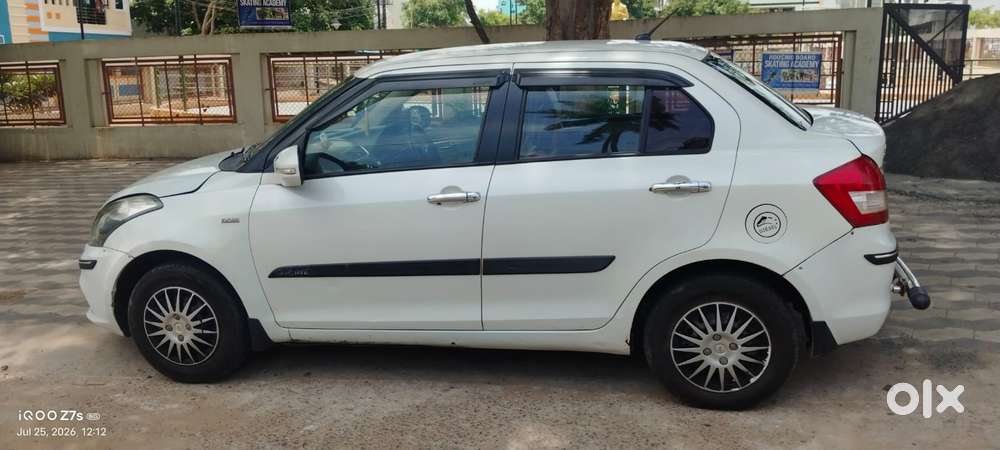 Maruti Suzuki Swift Dzire Vdi Bsiv, 2013, Diesel