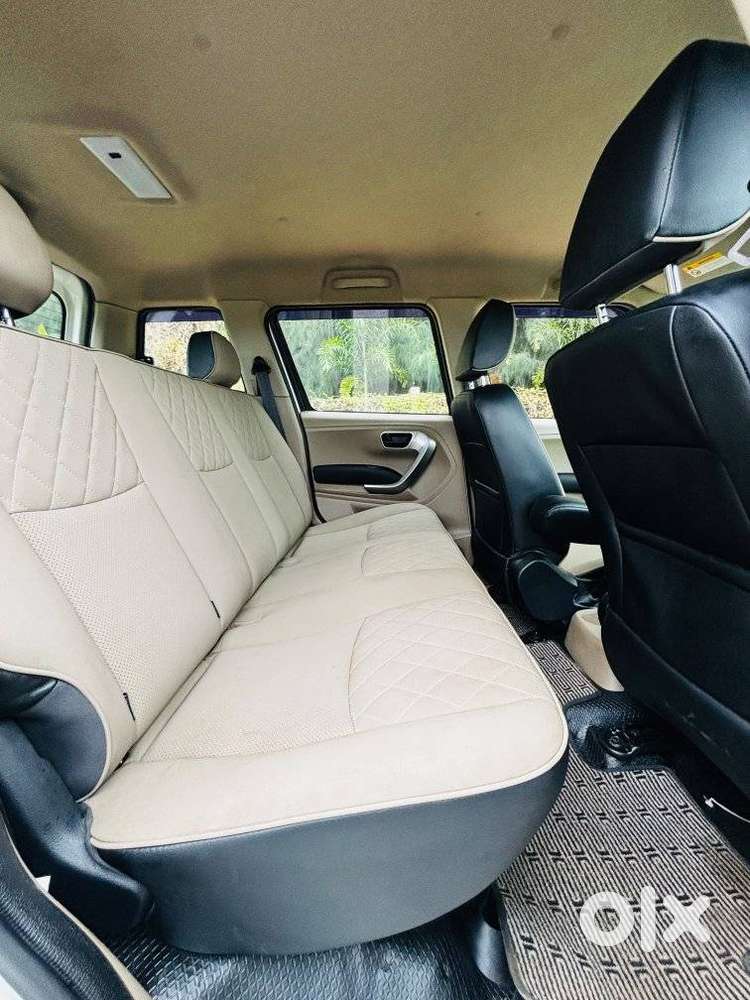 Mahindra Tuv 300, 2020, Diesel