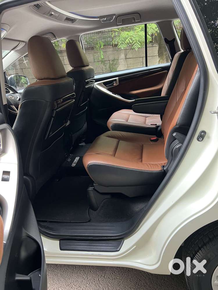 Toyota Innova Crysta 2.7 Zx At, 2017, Petrol