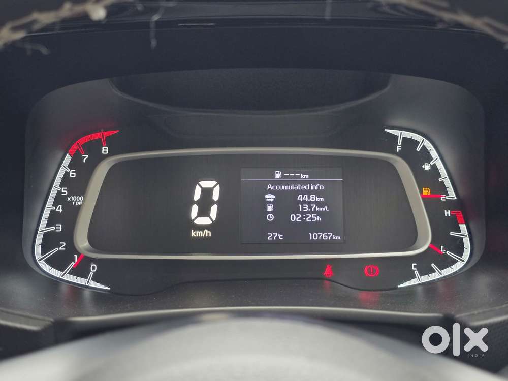 Kia Sonet Hte G, 2022, Petrol