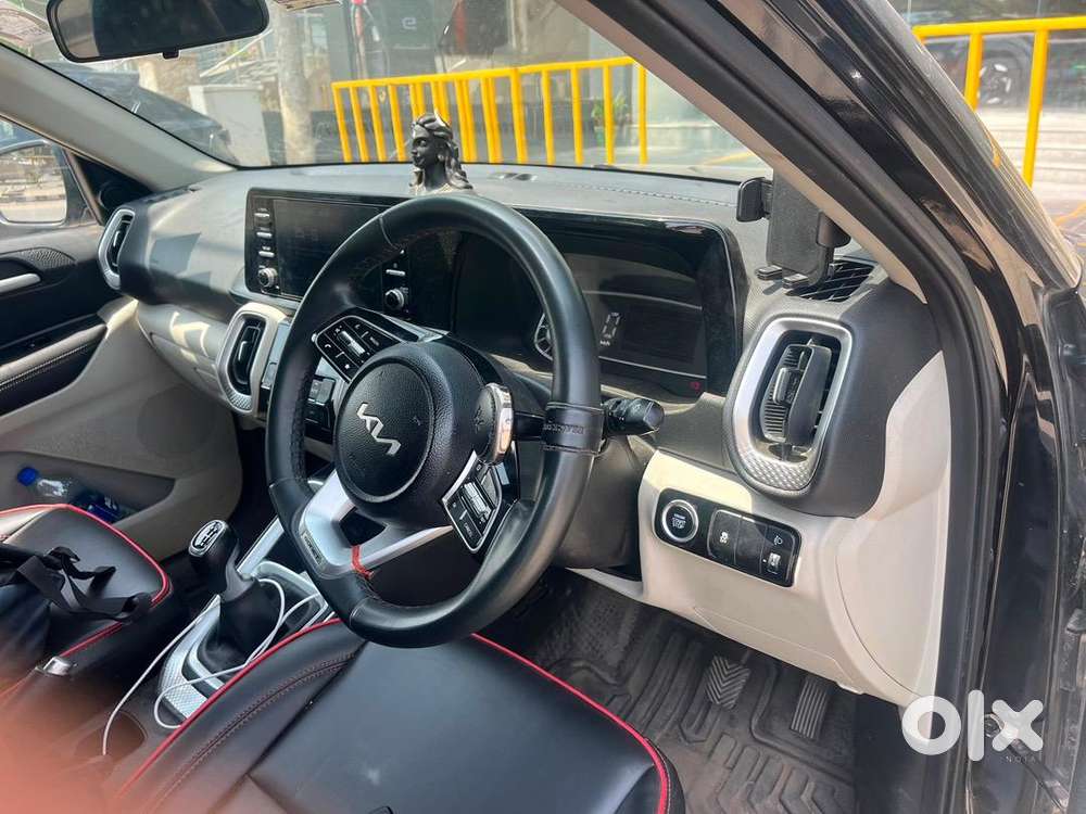 Kia Sonet Petrol 2023