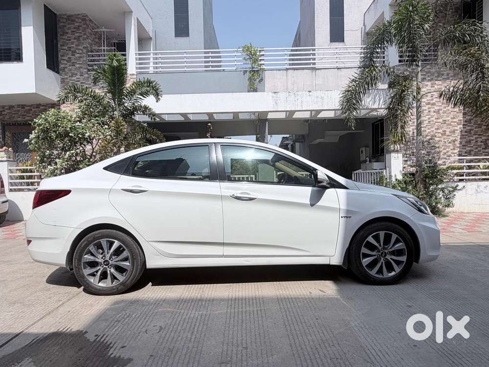 Hyundai Petrol Car 2015