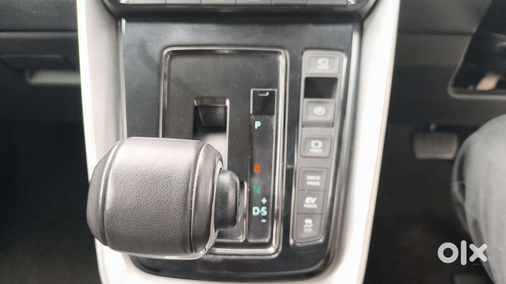 Toyota Innova Hycross 2.0 Zx Hybrid 7 Str, 2024, Diesel