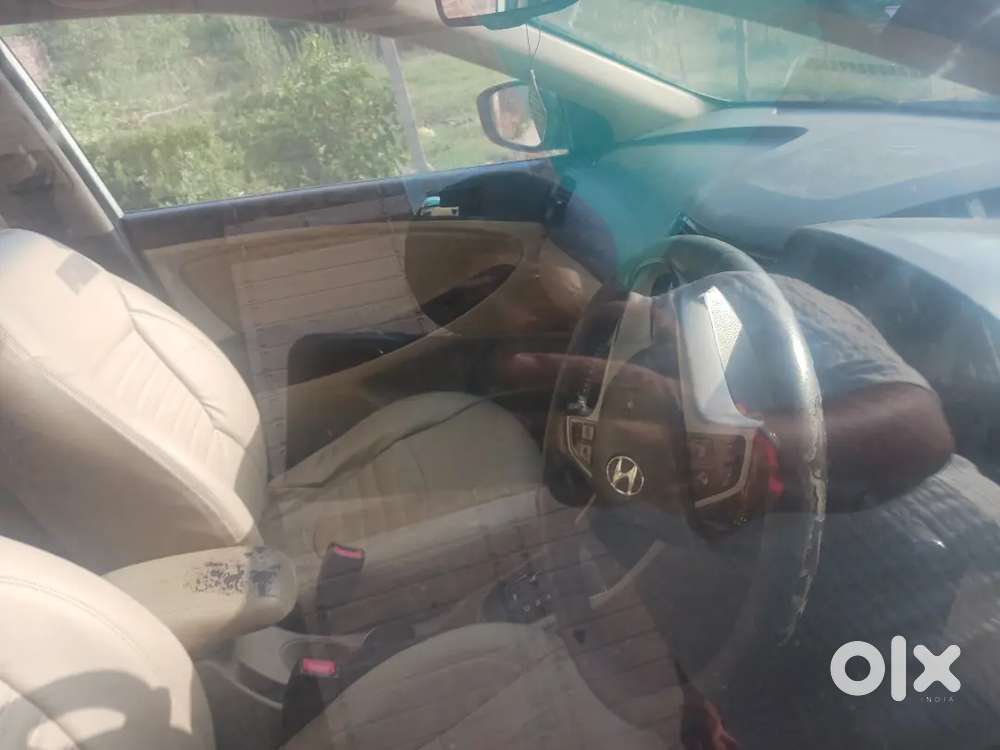 Hyundai Verna Diesel Automatic 2013