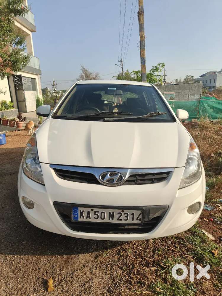 Hyundai I20 Asta Diesel With New Tyre And Mag Wheel Well Maintained