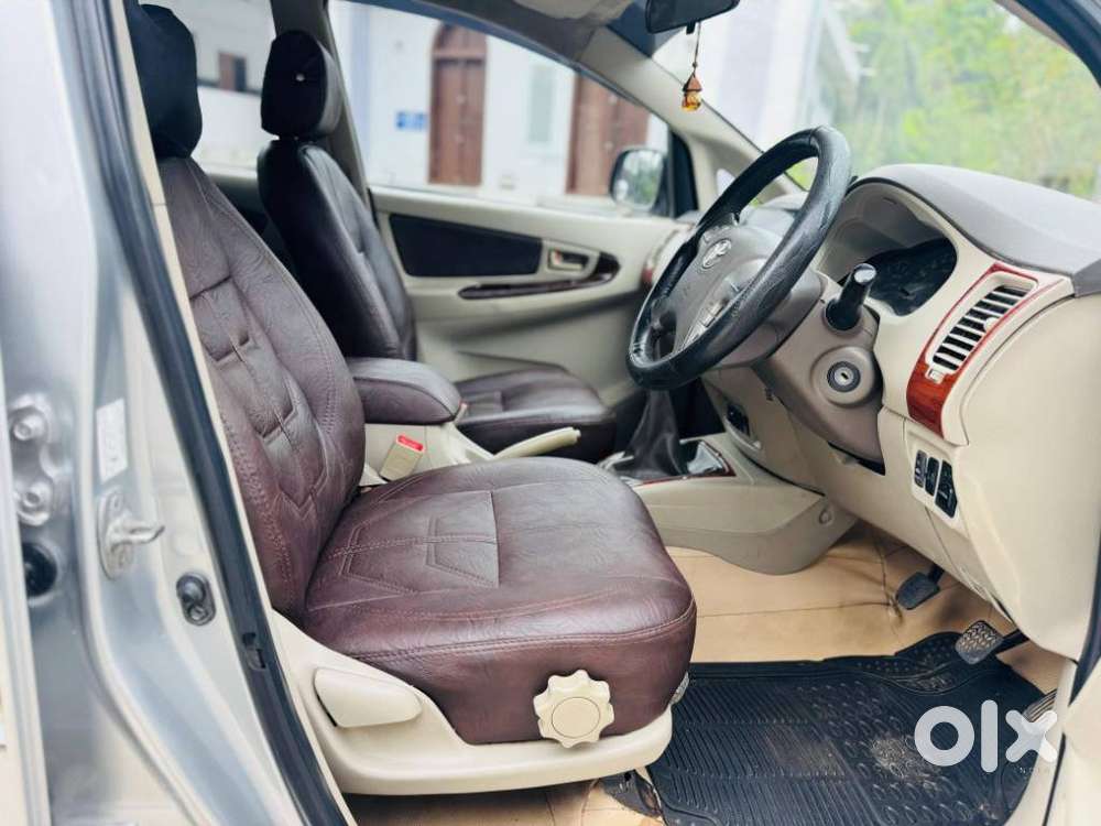 Toyota Innova 2004-2011 2.5 G4 Diesel 7-seater, 2014, Diesel